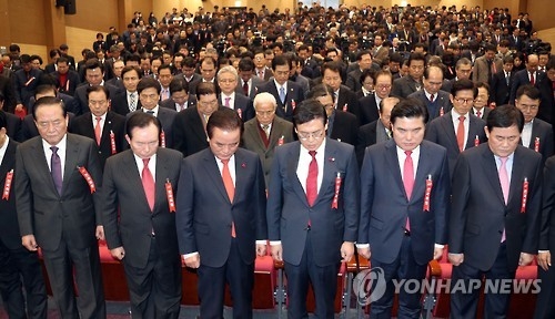 潘風 꺼지자 북적대는 與잠룡들…文 대항 '메이저리거' 나올까 - 3