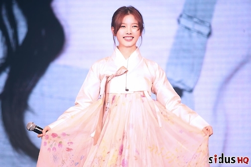 김유정, 건강 회복하고 대만서 첫 팬미팅 - 1
