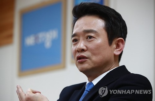 남경필 "문재인, 朴대통령과 비슷해…안희정이 낫다"" - 1