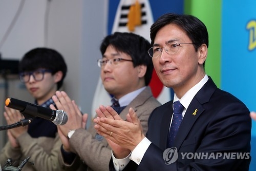 안희정 "호남 분위기 달라져…가장 강력한 정권교체카드 될것"(종합) - 1