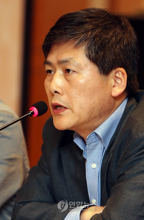 '보수논객' 김진, 자유한국당 대선후보 경선 참여(종합) - 1