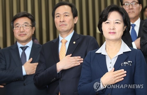'탄핵·김정남 변수'에 민주 경선 딜레마…주자들 수위조절 고심 - 1