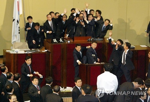 국회선진화법에 또 갇힌 2월 임시국회…이제는 '식물국회' - 1