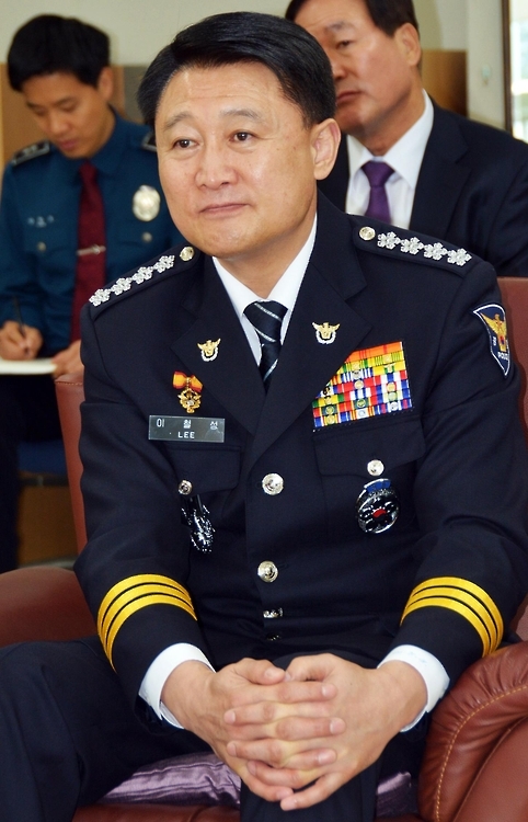 충북지방경찰청 방문한 이철성 경찰청장.