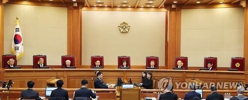 이정미 소장대행 퇴임 'D-20'…헌재, 퇴임 전 결론 총력전 - 2