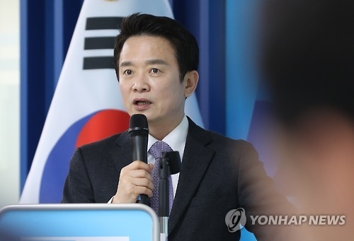 정운찬, 내일 유승민-남경필 연쇄접촉…바른정당 택하나 - 3