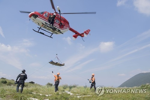 봄철 '들뜬 등산'은 금물…국립공원 안전사고 4·5월 빈발 - 2