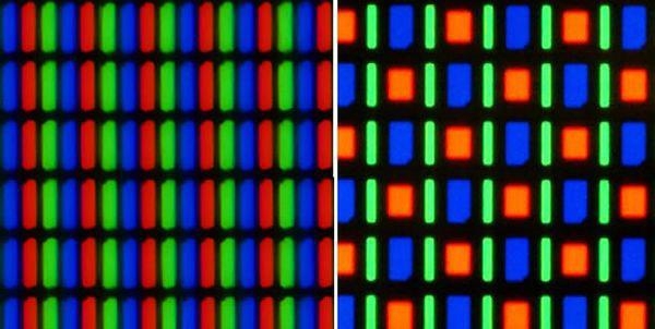 왼쪽은 적색(R), 녹색(G), 청색(B) 픽셀을 나란히 넣은 RGB 방식의 디스플레이, 오른쪽은 적녹(RG), 청녹(BG) 픽셀을 번갈아 넣은 펜타일(Pentile) 방식의 디스플레이를 각각 확대한 사진. [안드로이드어소리티 화면 캡처]