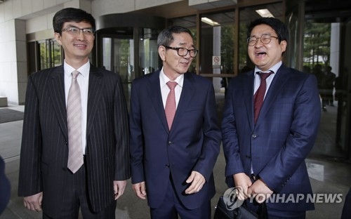 '180억 기부, 140억 세금폭탄' 부당