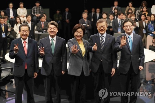 대선후보, 네번째 TV토론서 '단일화·안보·일자리' 격돌(종합) - 2
