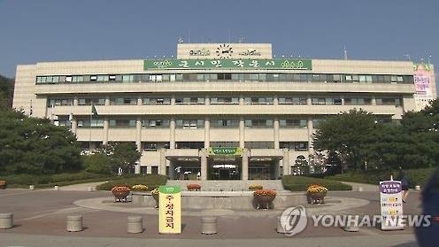 군포시는 올해 일반회계예산의 1%인 47억8천만원을 주민참여예산으로 책정하고 내달부터 6월말까지 사업 계획을 공모한다.