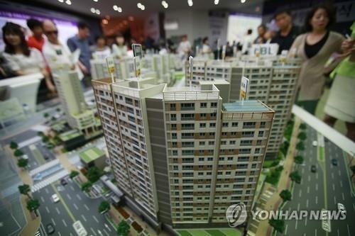 지방 아파트 시장 공급과잉에 미분양·미입주 '도미노' - 2