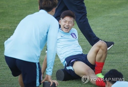 이승유, 여유 넘치는 미소