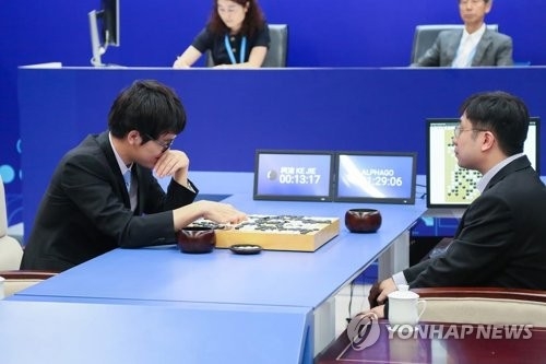 알파고 '神의 한 수' 흑 119…2연승으로 우승 확정(종합) - 2