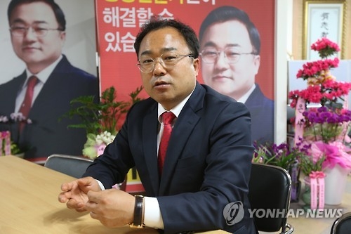 불법선거 운동 혐의 권석창 징역 1년6개월 구형 - 1