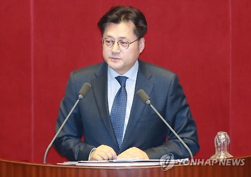 홍익표, 사드 보고누락 '김관진 중심 軍독사파' 연관성 제기 - 1