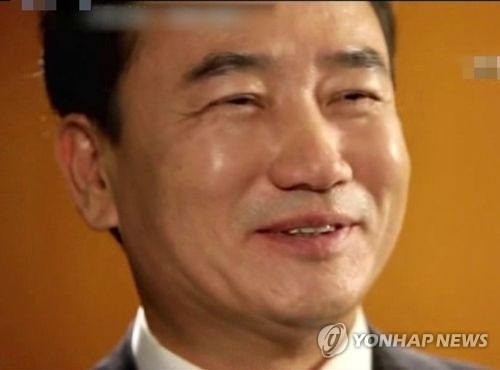 경찰, '성추행 혐의' 최호식 회장 다음주 소환 통보 - 1