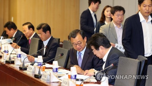 이정현, 우박피해 간담회 열어…탈당 후 첫 대외활동 - 1