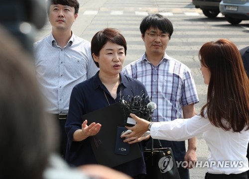 숭의초 들어가는 서울시교육청 감사팀