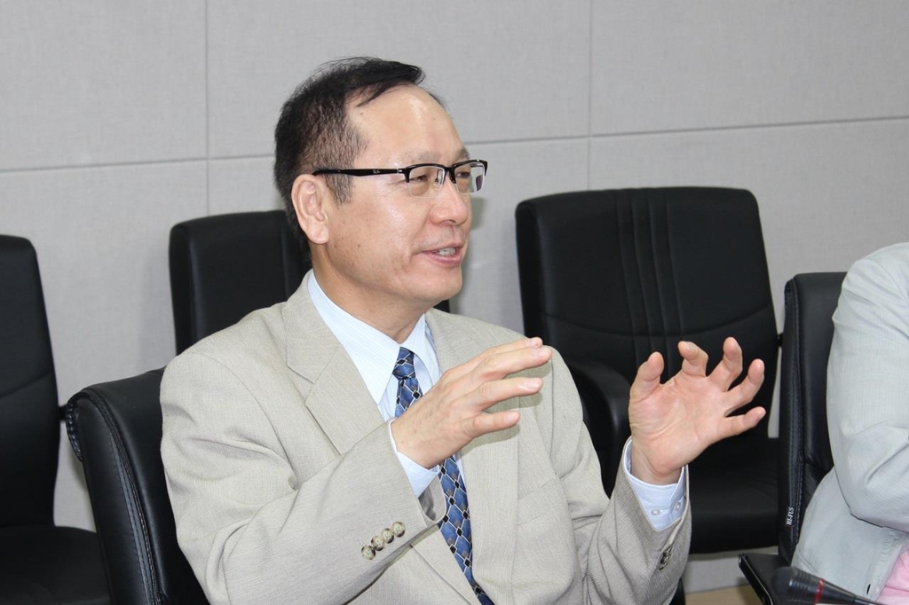 카지노 토시타카 교수