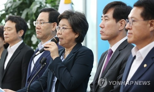 野 "예능정치쇼에 의회패싱 선언"…靑대국민보고 혹평(종합) - 2
