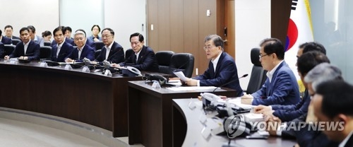 與 "안보대응 철저…野, 호들갑 떨며 불안 조성해선 안돼" - 1