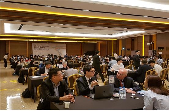 WTA 하이테크 페어 수출상담회