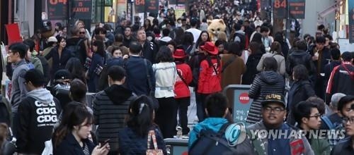 성인 63%, '헬조선'에 공감…과반 "이민 생각해봤다" - 1