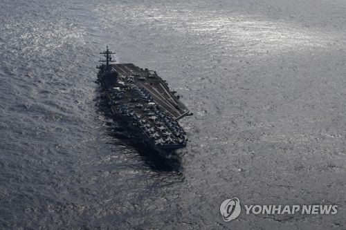 항해 중인 항모 시어도어 루스벨트