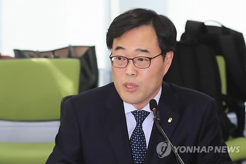 선관위, 김기식 셀프후원 의혹 "위법"…金 금감원장직 사퇴할 듯(종합) - 1