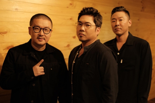 솔리드 '재데뷔 1달째'