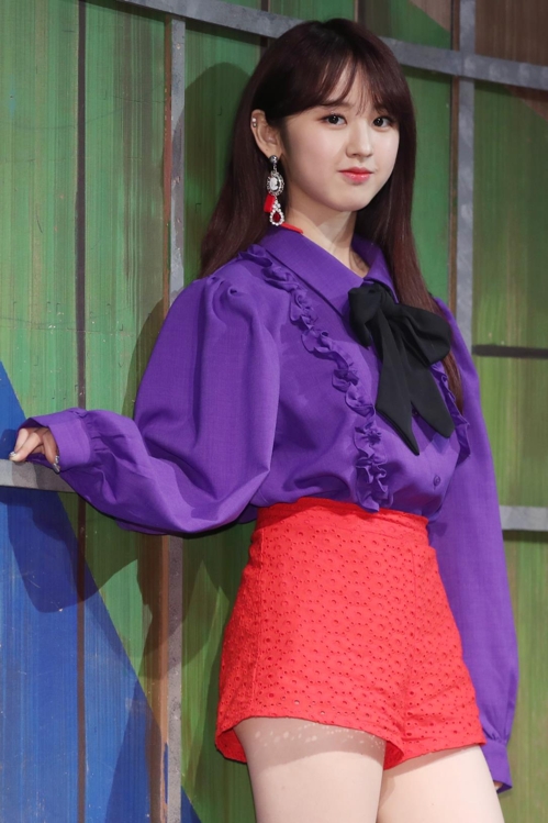 '앤씨아, 긴머리도 예쁘죠?'