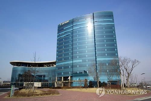 남북연락사무소 건물 후보 중 하나인 개성공단종합지원센터
[연합뉴스 자료사진]