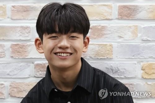 왕석현, '서른이지만 열일곱입니다'로 연기 복귀 - 1