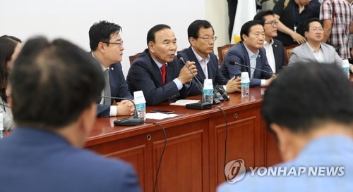 한국, '한고비' 넘겼지만 아직 첩첩산중…김성태 거취 쟁점(종합) - 1