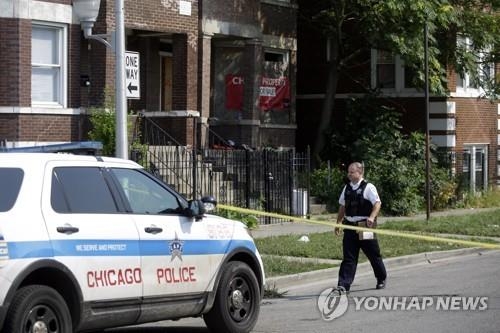 "美시카고, 올들어 2천여 명 총 맞아도 용의자 못잡아"0