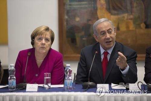 메르켈(왼쪽) 독일 총리와 네타냐후(오른쪽) 이스라엘 총리[AP=연합뉴스]