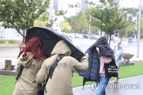 강풍 부는 영화의전당