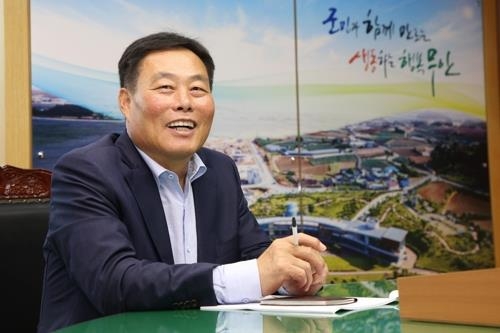 김산 무안군수 "무안시 승격 추진·국제공항 활성화 총력" - 1