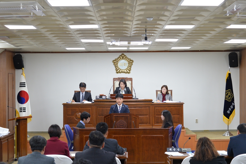 발언하는 백순선 의원