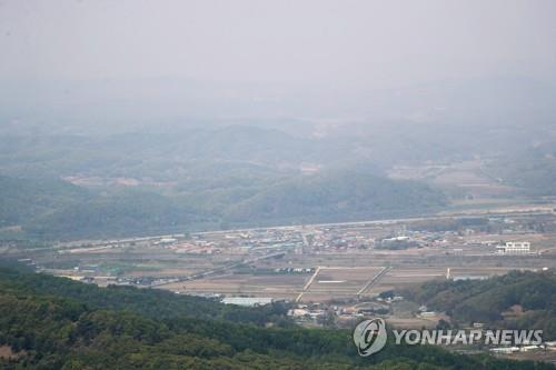 파주 접경지역의 한 마을