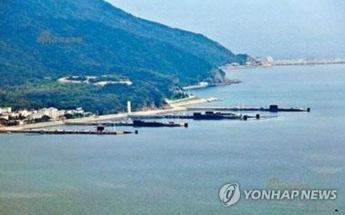 중국 하이난도 산야의 전략핵 잠수함 기지