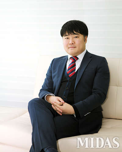 QR코드 기반의 차별화된 스마트 건강진단 키트를 개발한 이동훈 큐에스택 대표. 김영대 마이더스 기자