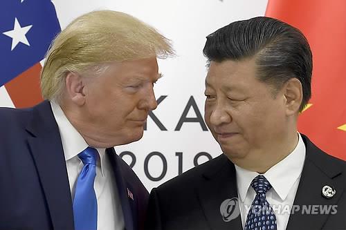 도널드 트럼프 미국 대통령(왼쪽)과 시진핑 중국 국가주석