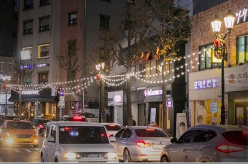 서래마을 디자인 거리 야간 전경