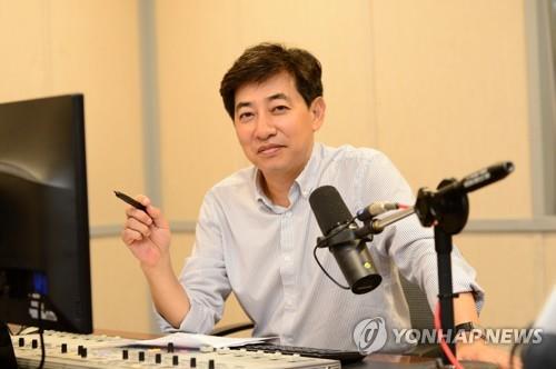 김성준 전 앵커