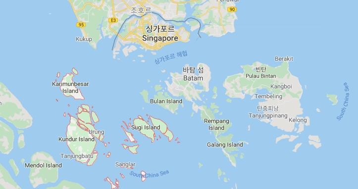 인도네시아-싱가포르 사이 바다