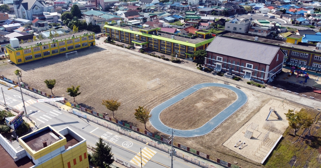 강경중앙초 전경
