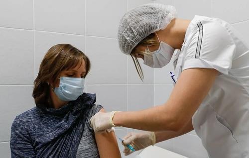 러시아 백신 접종 모습