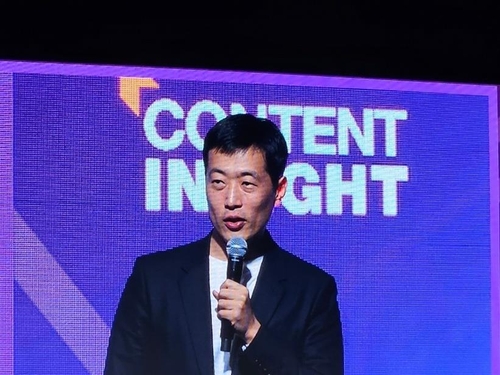 웹툰 'D.P. 개의 날'을 그린 김보통 작가